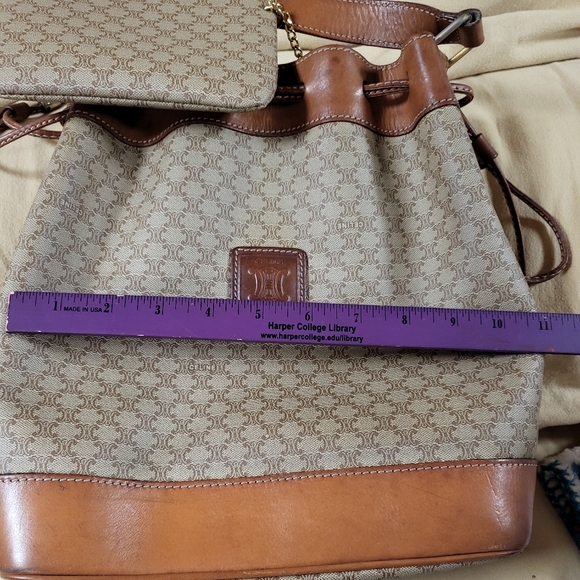 CELINE BUCKET BAG - Picture 14 of 17